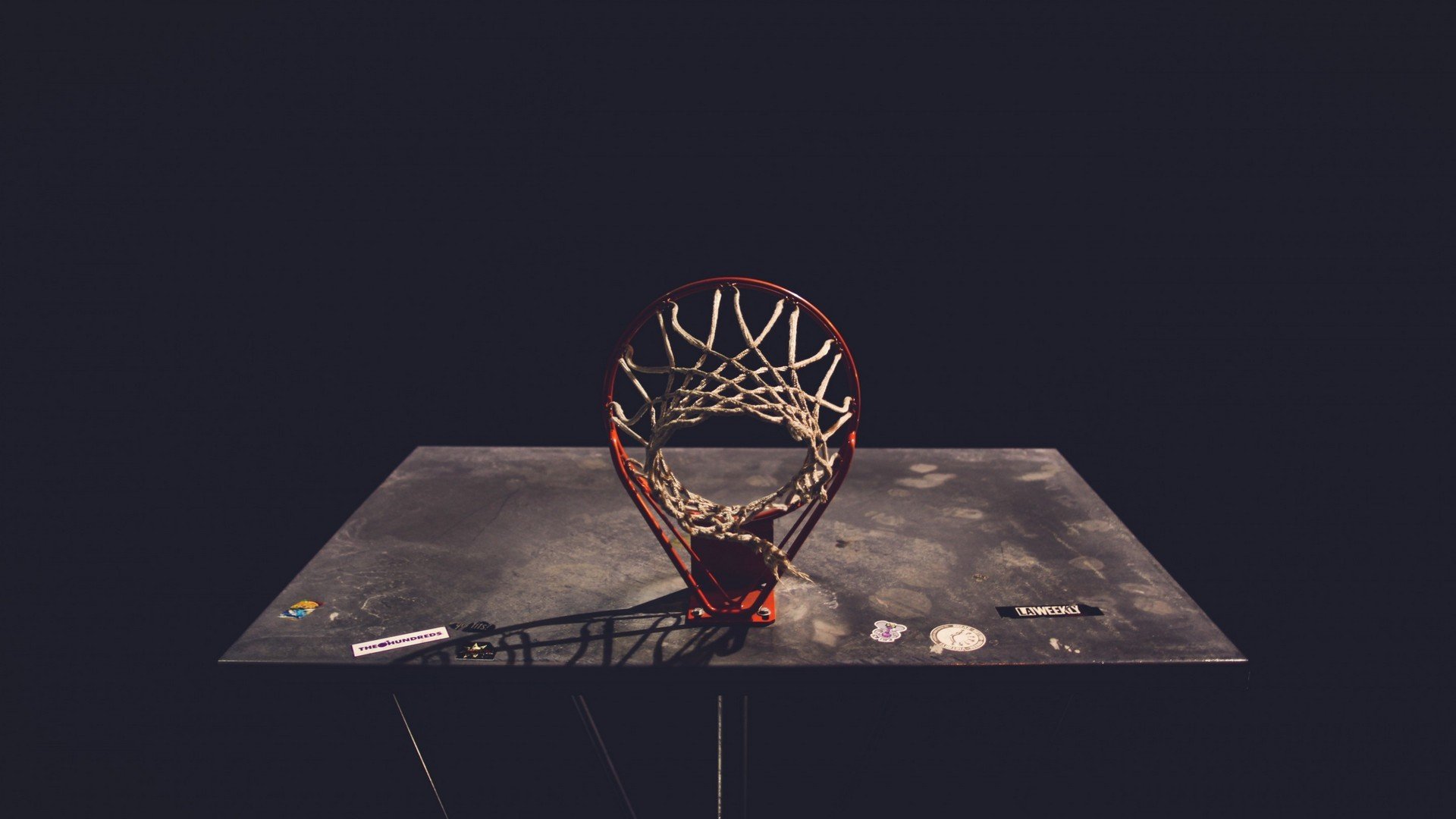 潘展乐破亚洲纪录夺冠 中国游泳新星闪耀世界舞台